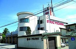 Strażacy w nowych murach