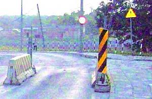 Zamknąć most - ale co dalej?