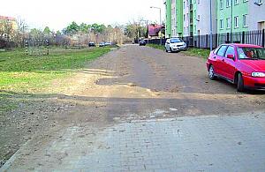 Czekają osiem lat, niech czekają dalej