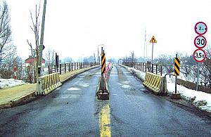 W oczekiwaniu na mostek