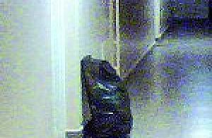 Śmietnik za drzwiami