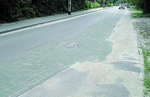 Zyskali kanalizację, boją się o ulicę