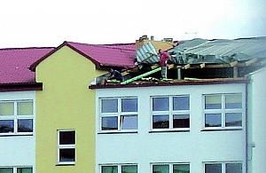 Bez dachu nad szkołą