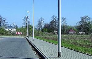 Slalom między latarniami zgodnie z projektem