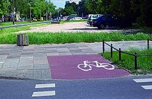 Zamiast parkingu ścieżka