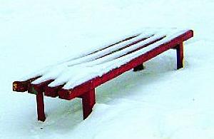 Hałas, brud i parkingowe wraki