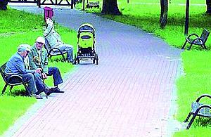 Seniorzy proszą o ławki