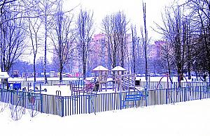 Łapy precz od placu zabaw