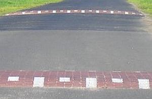 Dziurawe progi lepsze niż żadne