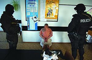 Napadali w nocy dla okupu