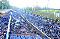 Prawie pod poci�giem