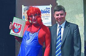 Grabiec kandyduje, Smogorzewski rzuca kłody