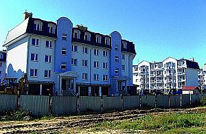 100 chce mieszkać za darmochę