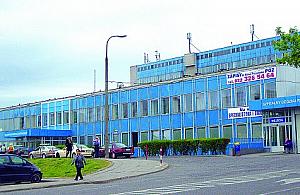 Z Warszawy przeganiają...