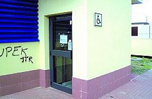 Zdewastowana, wadliwa, nieczynna