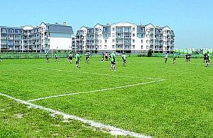 Za rok boisko jak nowe