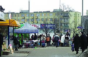 Zmagania z ulicznym handlem