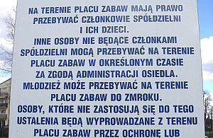 Kłódka na placu zabaw
