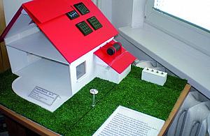 Słońce ogrzewa eko-domek