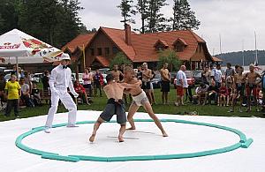 W czasie deszczu dzieci się nudzą, ale czy muszą?