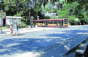 Klątwa nad parkingami w Wawrze