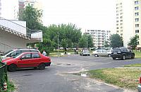 Du�y BOK z ma�ym parkingiem