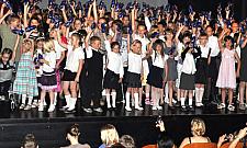 Ksiądz Twardowski na... bidonach