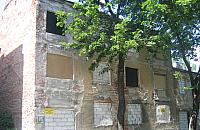 Rozbiórka na Korzona jeszcze nie teraz