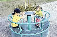 Plac zabaw w Legionowie za klikanie!