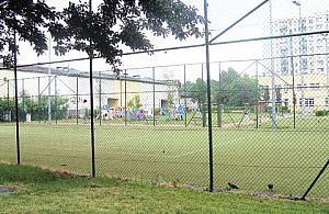 Przedszkolny plac zabaw czy szkolna świetlica?