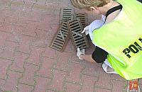 Kuca� i do worka wrzuca�