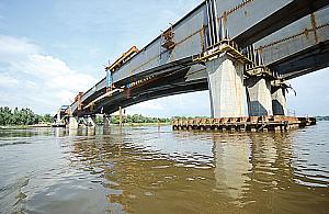 Jak ma się nazywać nowy most?