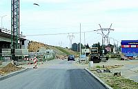 Wysokie napięcie blokuje zjazd z mostu