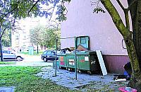 Uwaga! �mietnisko na P�ockiej!