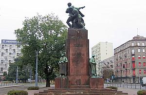 Przesuną "czterech śpiących"!