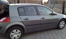 Ktoś niszczy auta przy PKP