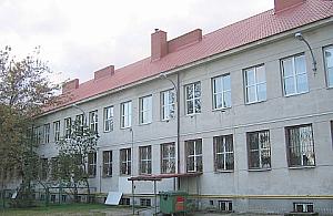 Likwidują szkoły, bo chcą oszczędzać