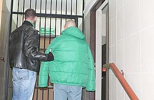 Napadał ze strzykawką