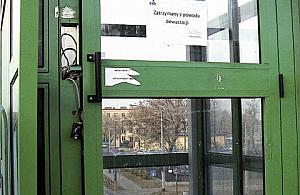 Wiecznie zepsuta platforma na Obozowej