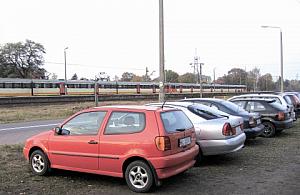 Ucywilizują parking na Piaskach