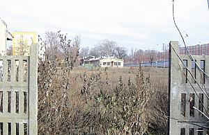 Parking przy Piaskach mniejszy