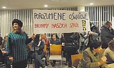 Radni nie zrezygnowali z likwidacji szkół