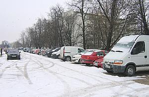 Kto zakazał parkowania na Rudnickiego?