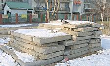 Płyty z Powstańców usuwają już pół roku