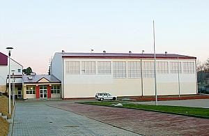 Budowa hali w podstawówce nr 1 zakończy się w sądzie