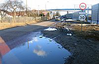 Wykonawca podniósł teren, Kolejowa zalana