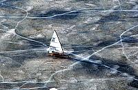 Lód coraz bardziej niebezpieczny