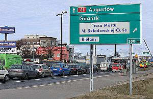 Światła zablokowały Modlińską, urzędnicy: poczekamy kilka dni