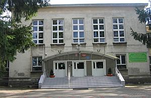 Budowa hali w XXV LO wciąż w rękach sądu