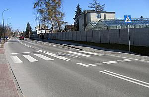 Babice blokują progi na Hubala